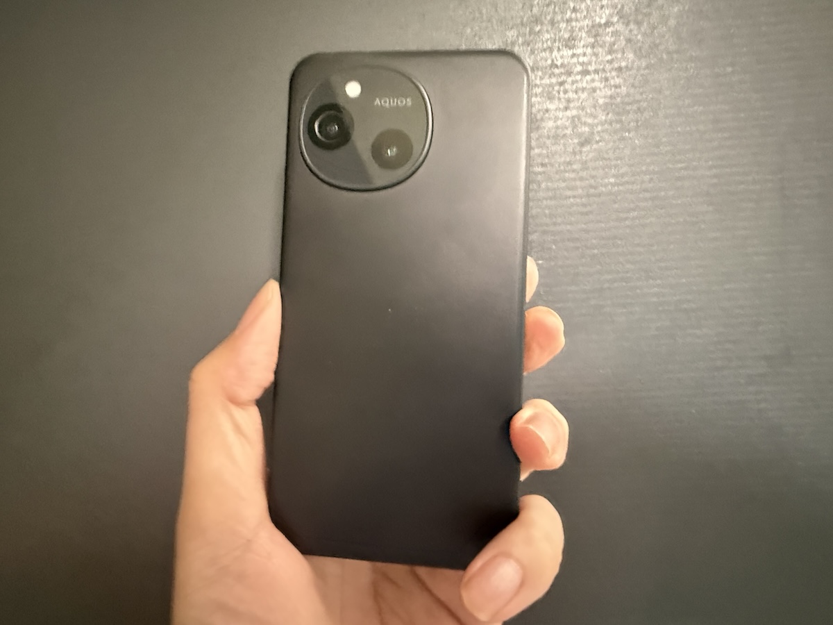 AQUOS sense10