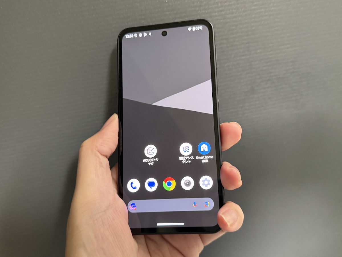 AQUOS sense10