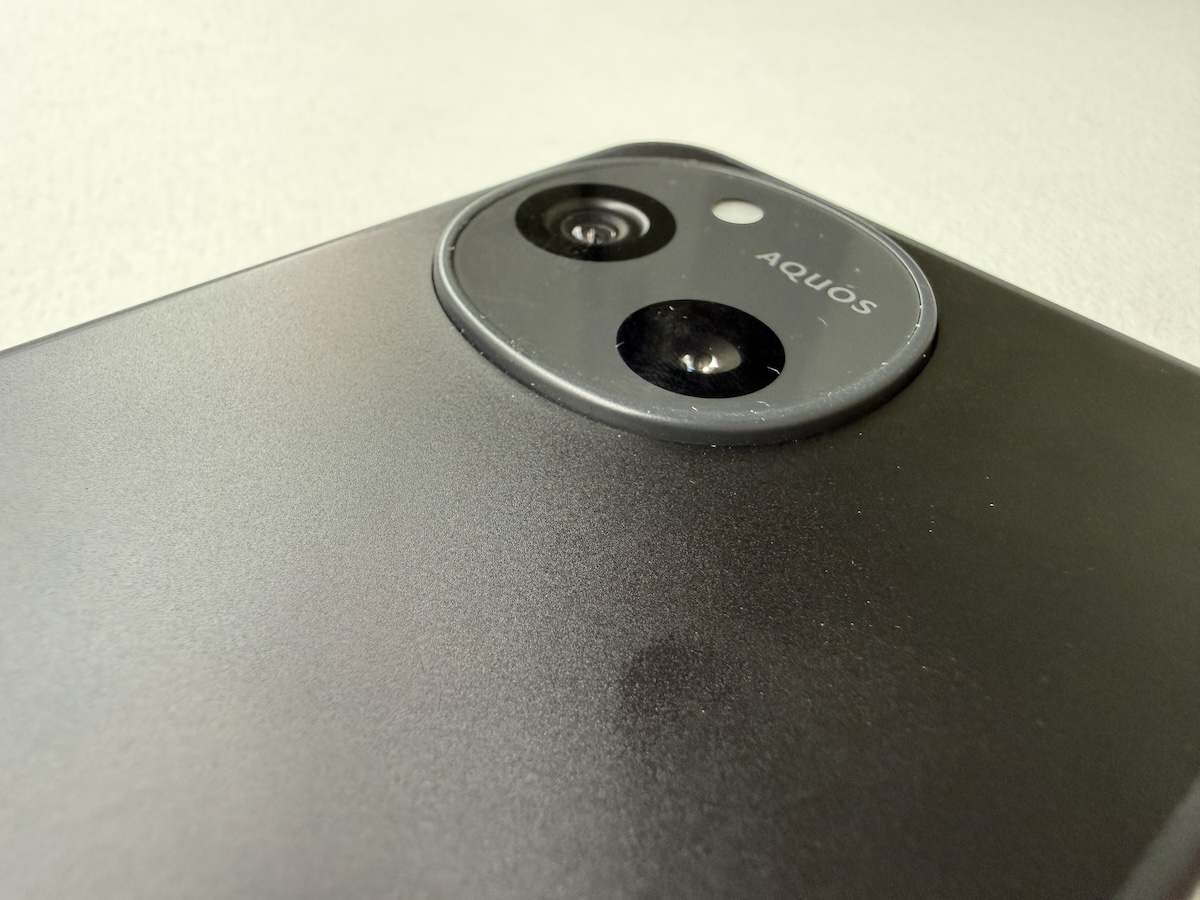 AQUOS sense10